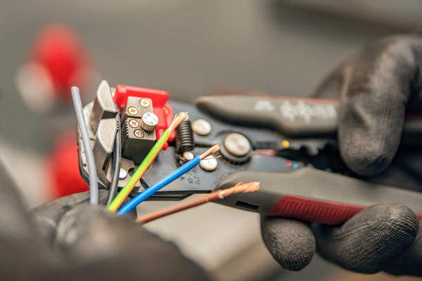 Best Local Electrician Companies  in Bidwell, OH
