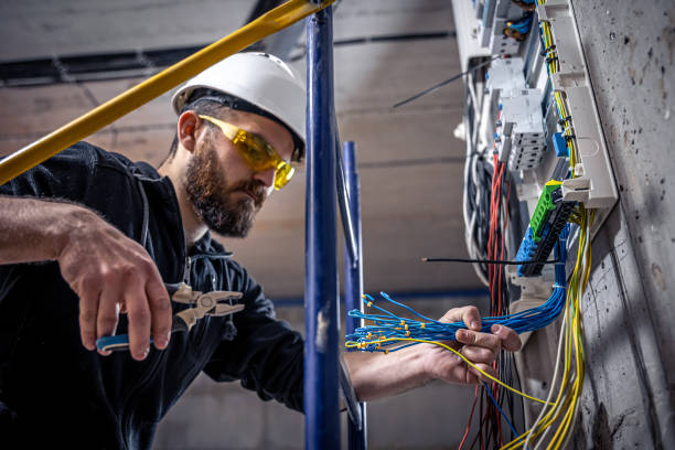 Best Licensed Electrician  in Bidwell, OH